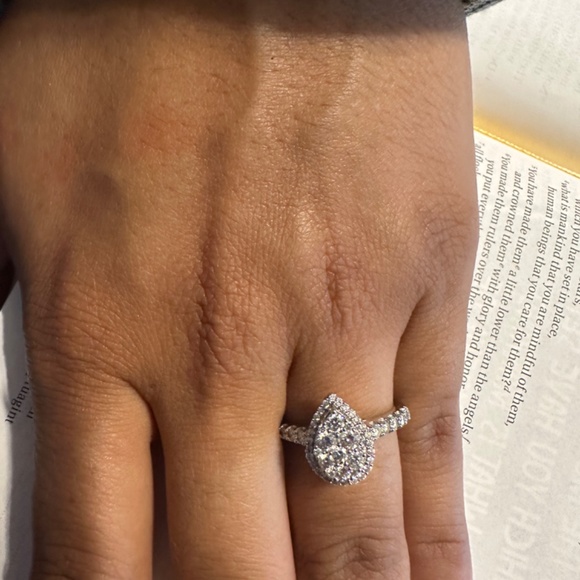 Beautiful diamond ring - Picture 3 of 3